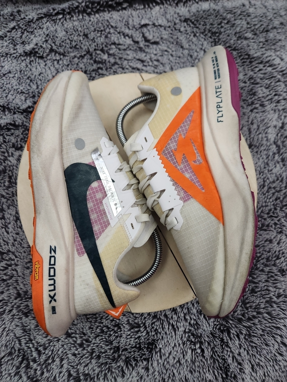 Nike ZoomX Ultrafly Trail Prototype Ivory Orange Running Shoes Women's Size 8 - Picture 5 of 9